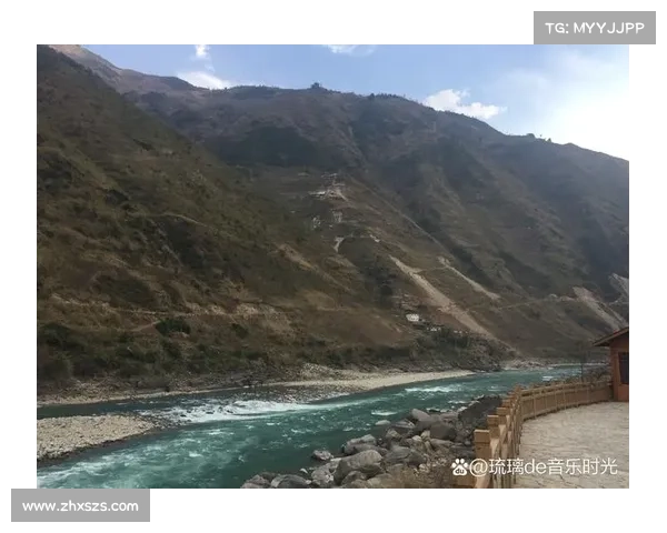 玉川江湖探秘之旅：领略不同风貌的自然景观与人文历史交织的魅力场景